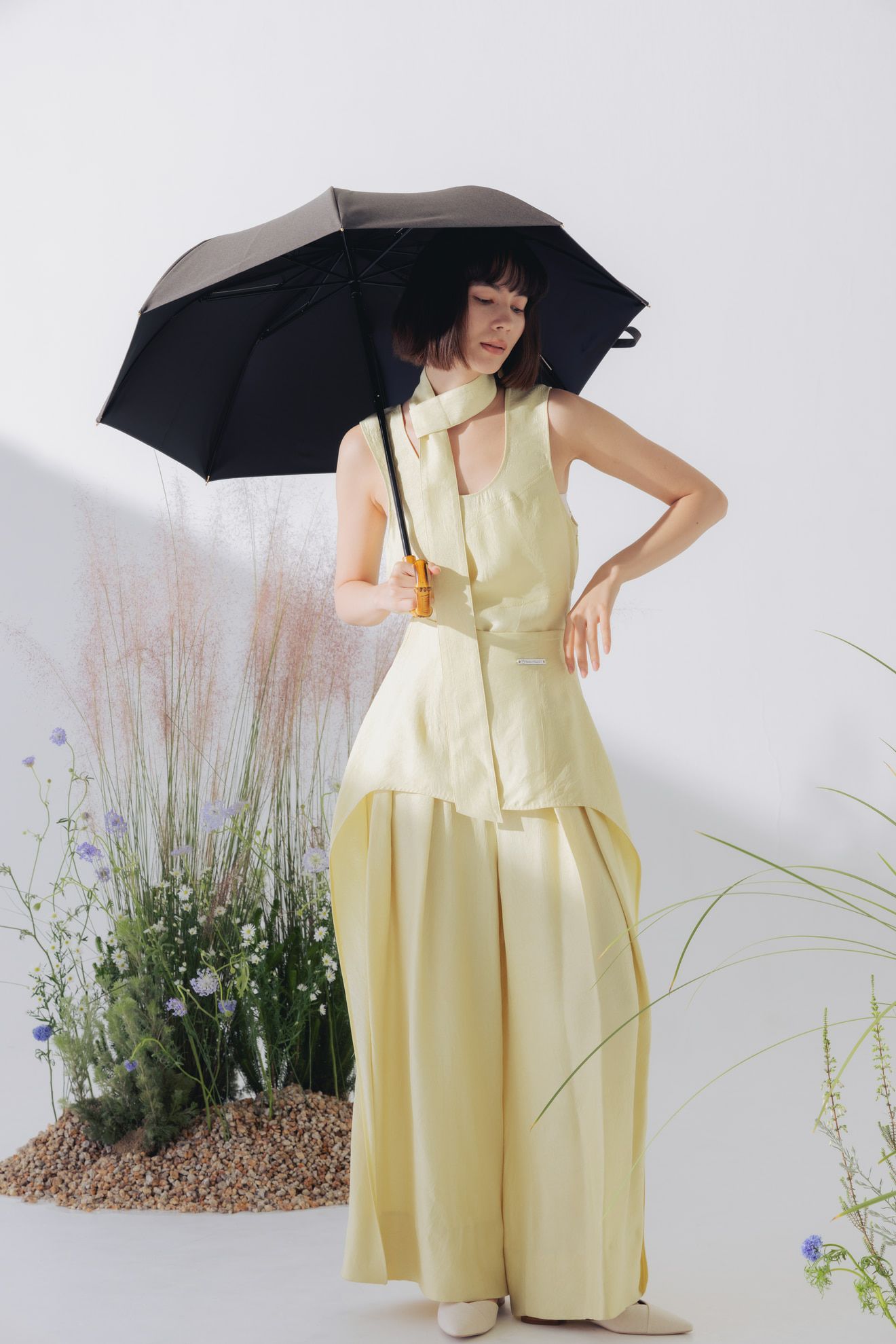 完全遮光日傘 UV100%カット 2段EASY 折りたたみ日傘 シャンブレー