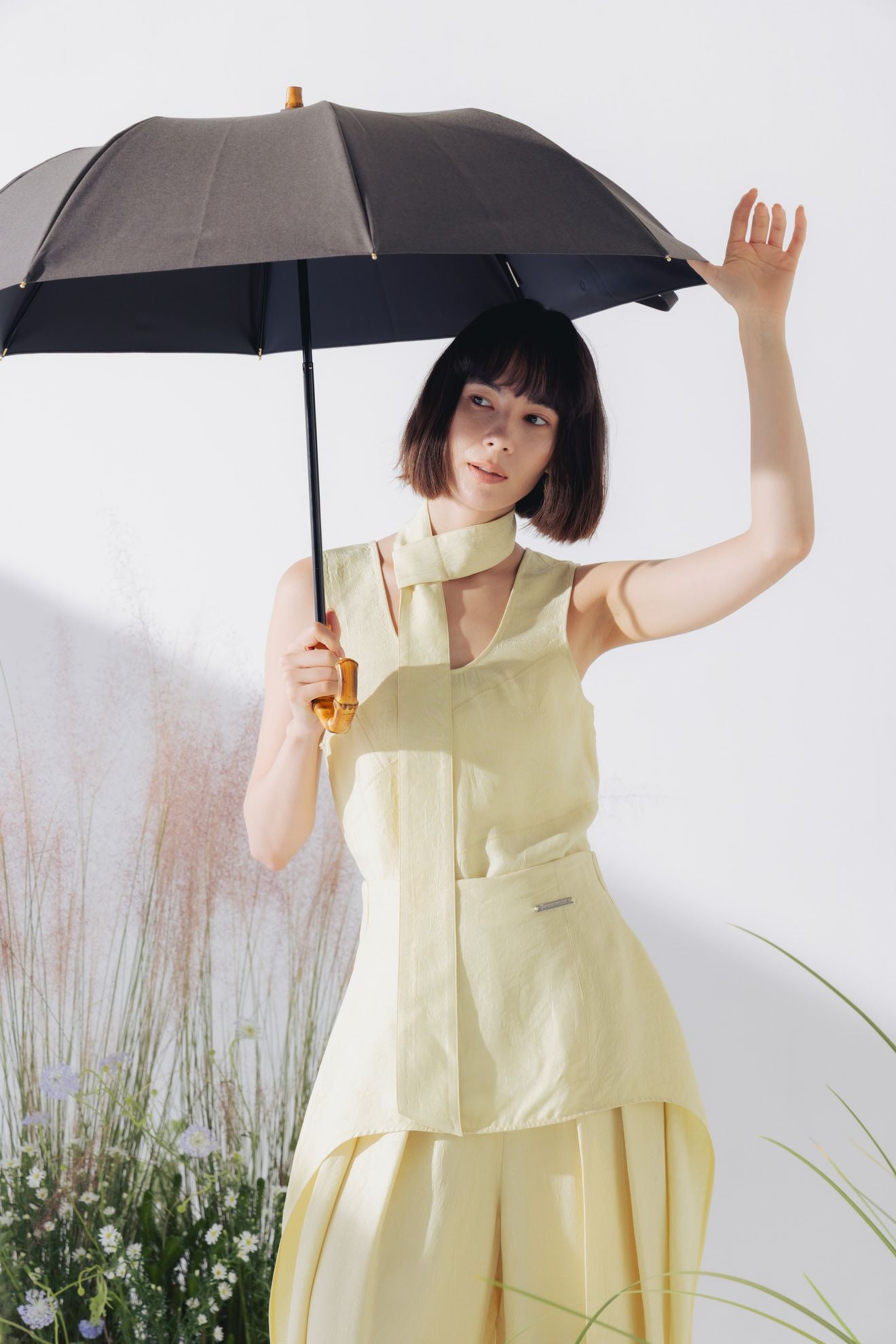 完全遮光日傘 UV100%カット 2段EASY 折りたたみ日傘 シャンブレー