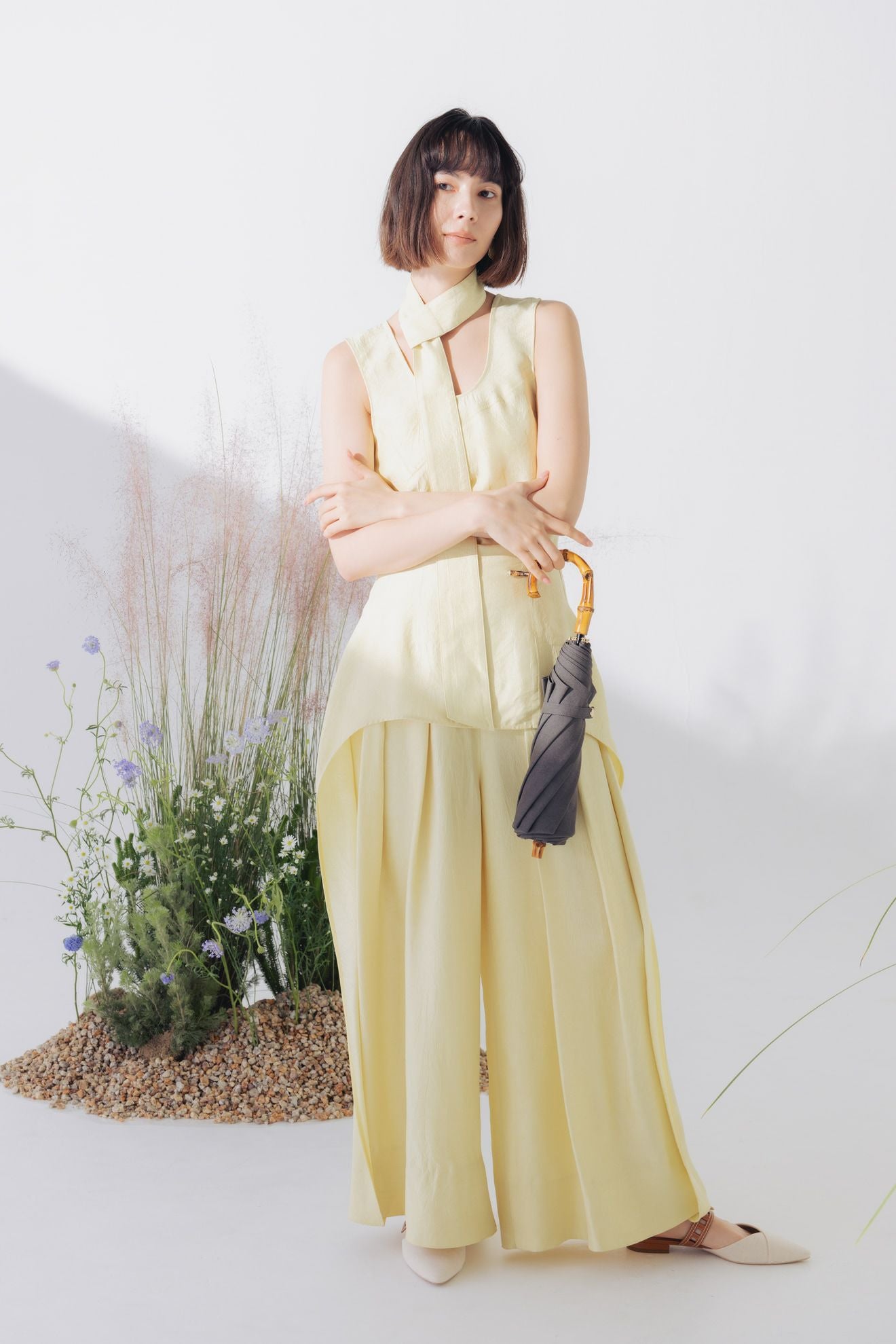 完全遮光日傘 UV100%カット 2段EASY 折りたたみ日傘 シャンブレー