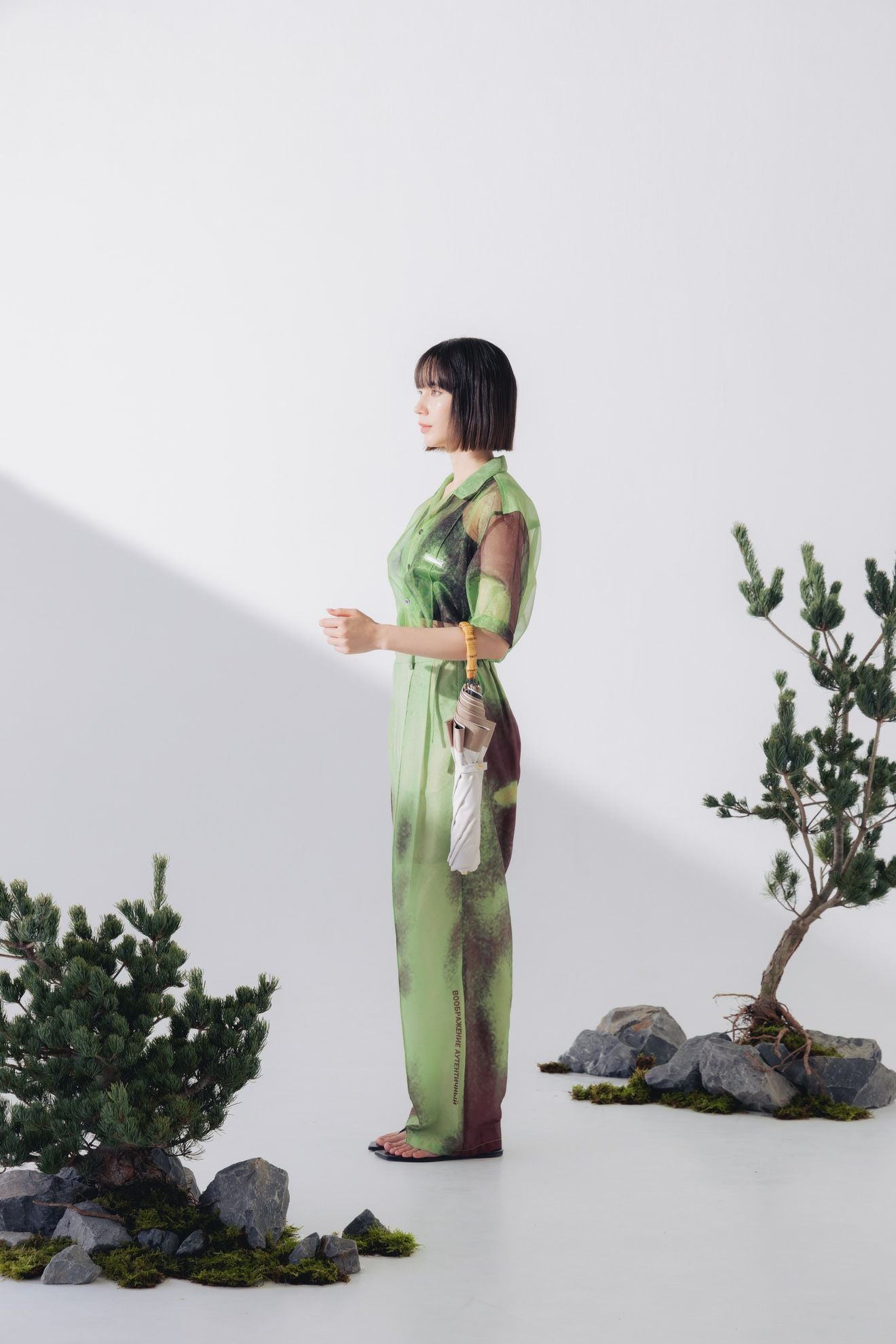 完全遮光日傘 UV100%カット 3段コンパクト 折りたたみ日傘 バイカラー