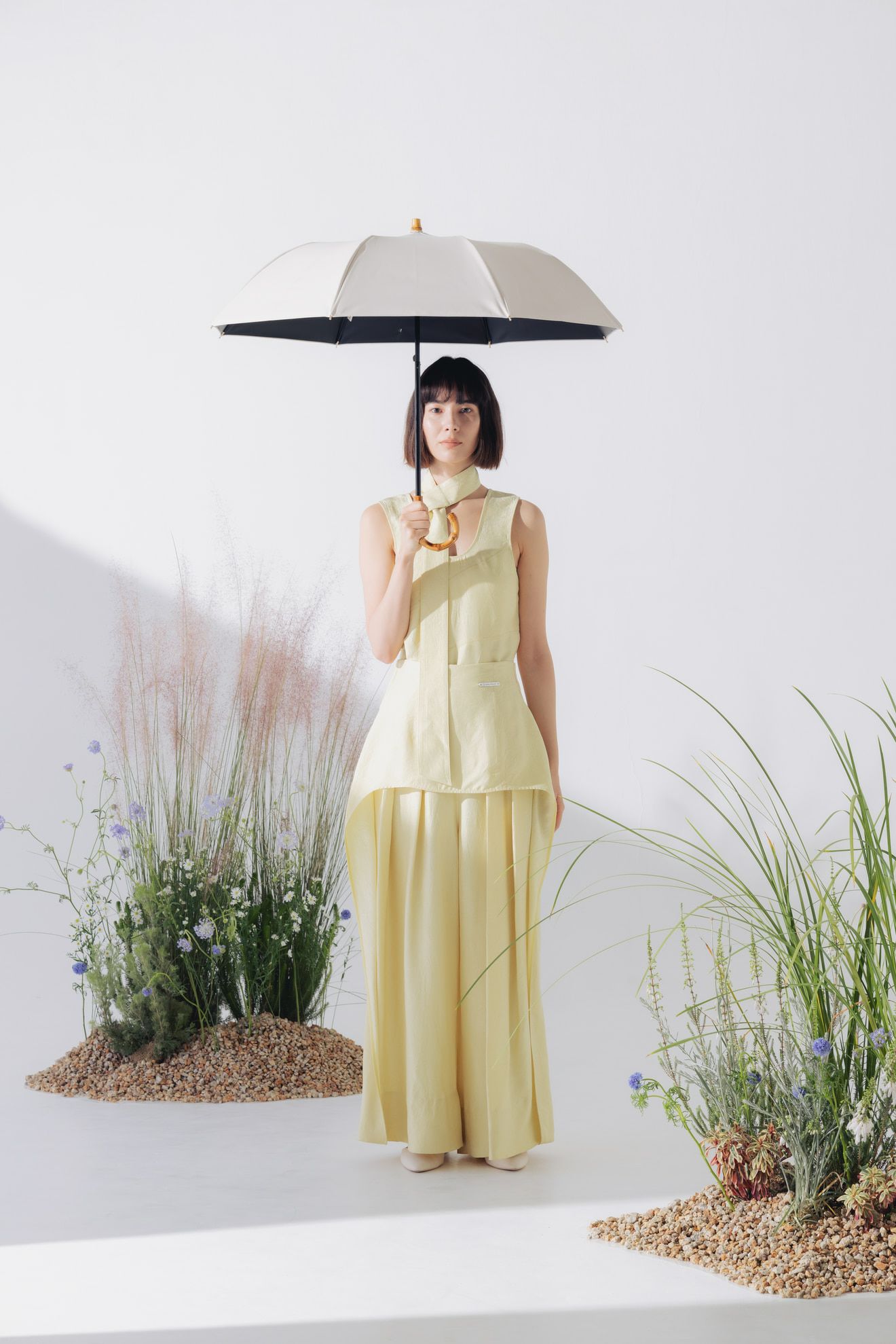 完全遮光日傘 UV100%カット 2段EASY 折りたたみ日傘 ワンカラー