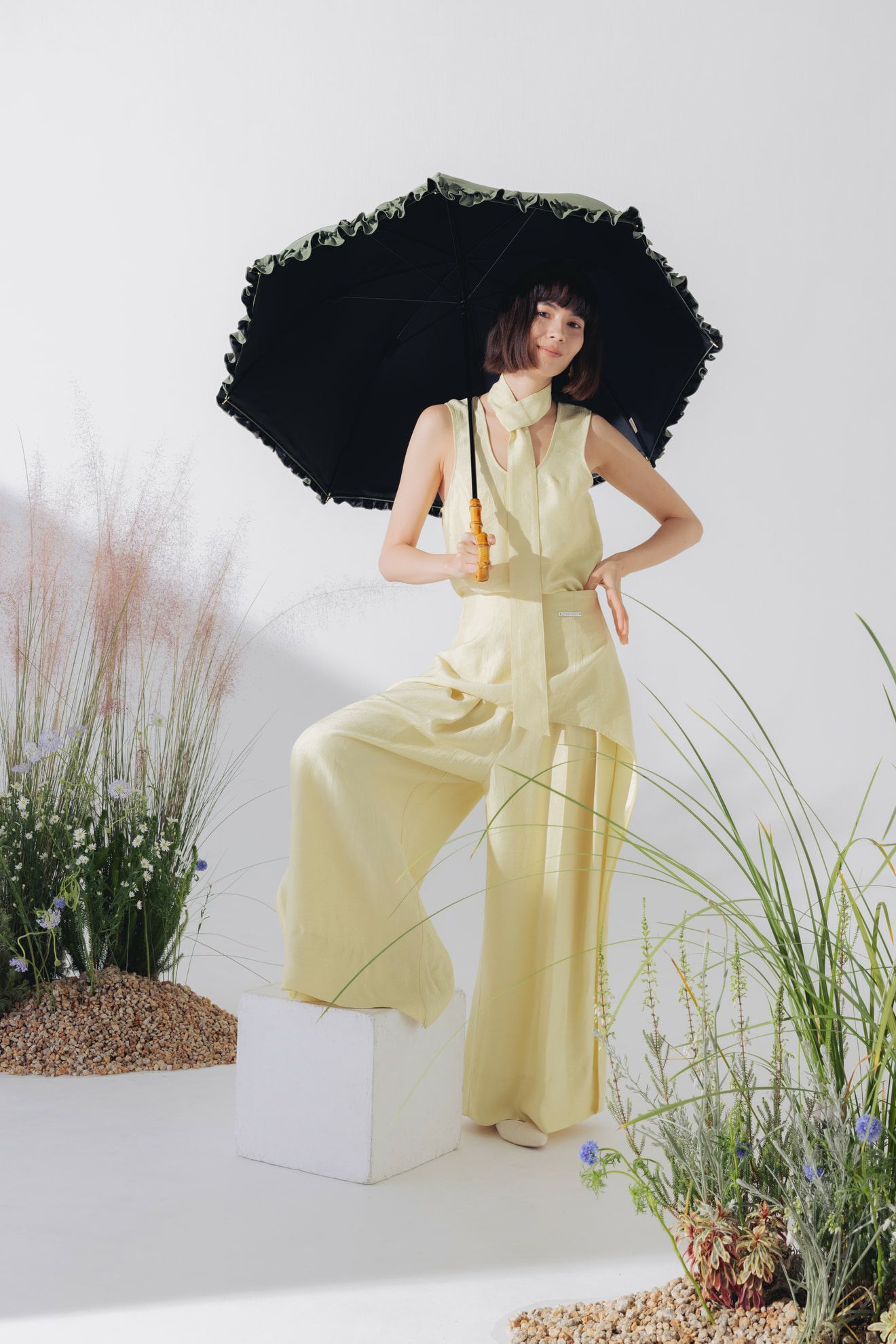 完全遮光100% 長傘 L/フリル(60cm)