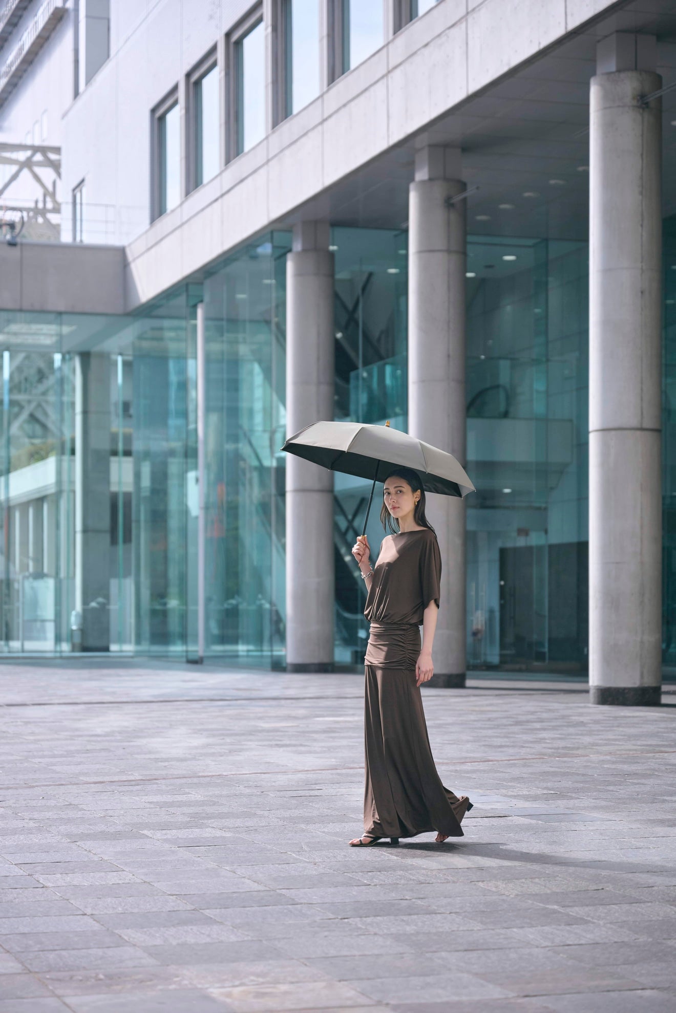 完全遮光100% 3段EASY 折りたたみ日傘/ニュートラル(55cm)